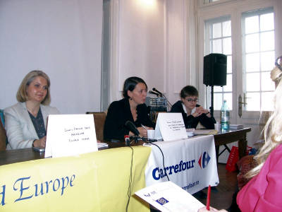 Mme H&eacute;l&egrave;ne Lanvert, chef du Bureau d�Information 
du Parlement Europeen a Bucarest